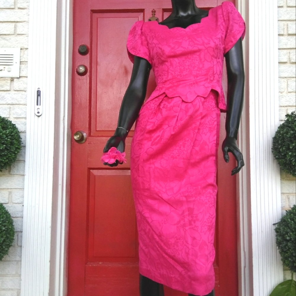 Vintage 90's Pink Scalloped Edge Dress With Subtle Floral Pattern By Talbots